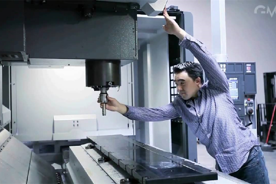 數(shù)控精雕機廠家